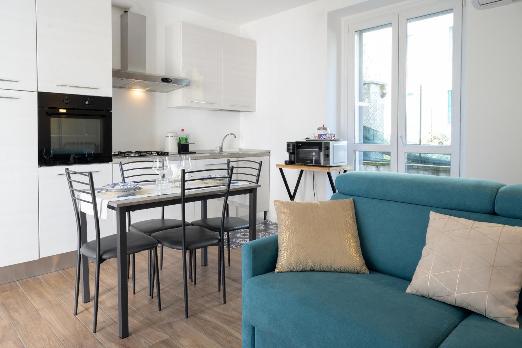 Lora Apartment,Free Private Parking, Self Check In,1 Como Ngoại thất bức ảnh